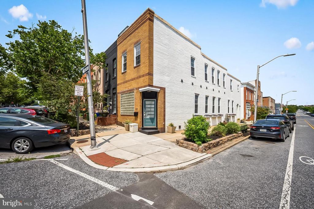 831 S MILTON AVE S, Baltimore, MD 21224