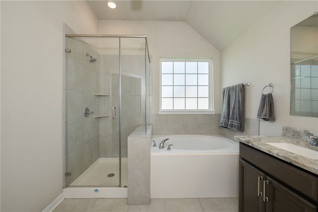 2078 Viva Road, Bryan, TX 77807