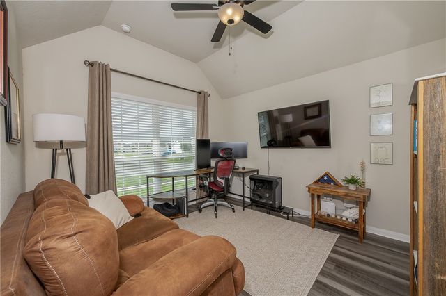 2078 Viva Road, Bryan, TX 77807