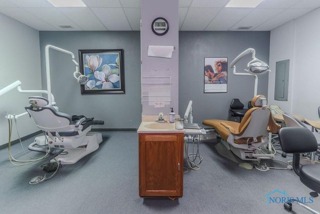 24163 Front Street, Grand Rapids, OH 43522