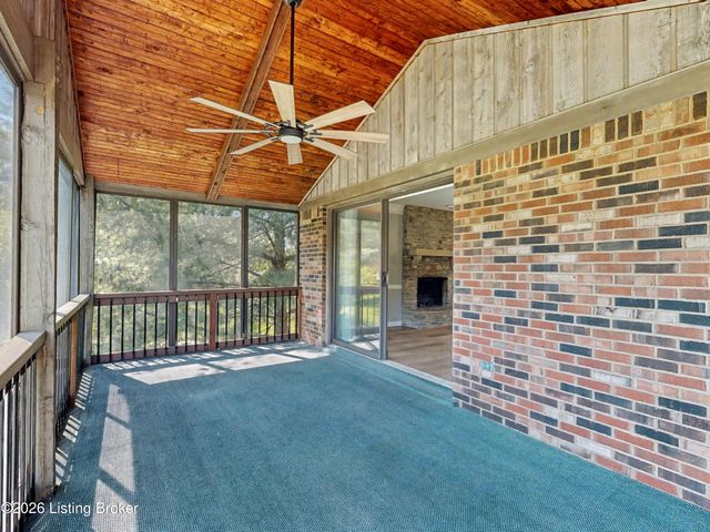 5001 Marina Cove, Prospect, KY 40059