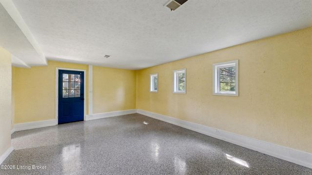 5001 Marina Cove, Prospect, KY 40059