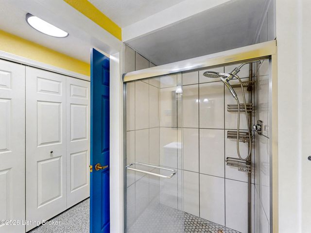 5001 Marina Cove, Prospect, KY 40059