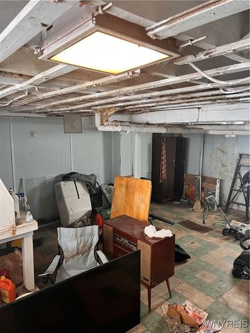 36 Fernhill Avenue, Buffalo, NY 14215