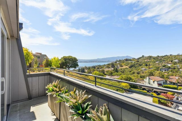 6 Red Hill Cir, Tiburon, CA 94920