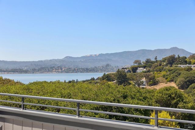 6 Red Hill Cir, Tiburon, CA 94920