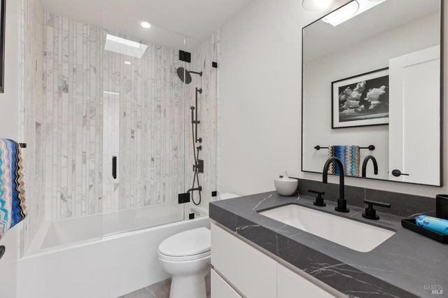 6 Red Hill Cir, Tiburon, CA 94920