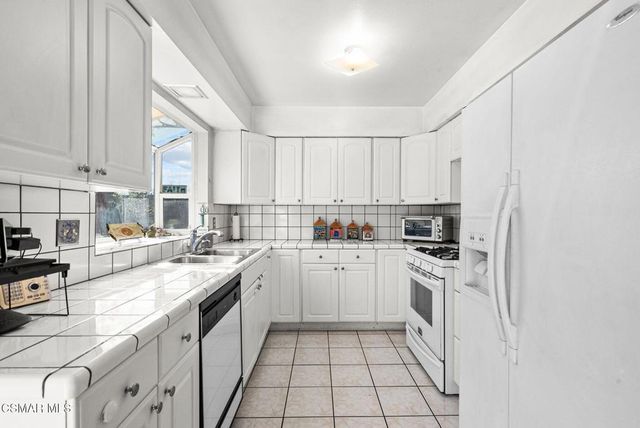 7551 Donna Avenue, Reseda, CA 91335