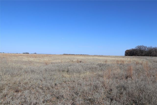 2553 Brixey Road, Henrietta, TX 76365