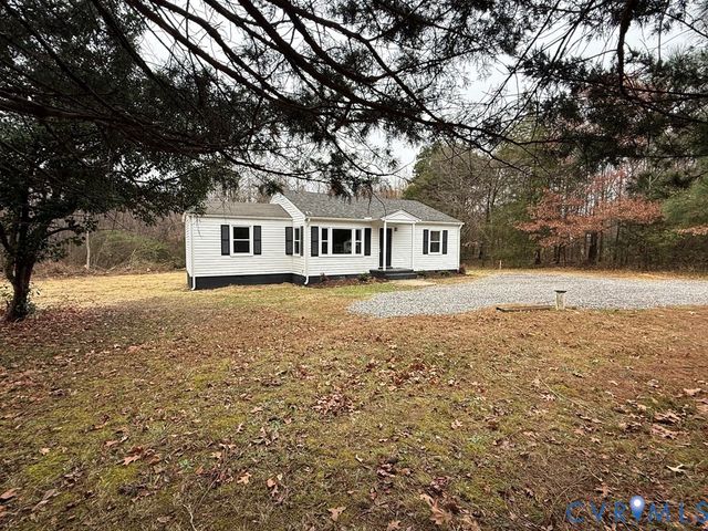 7945 Abilene Rd, Farmville, VA 23901