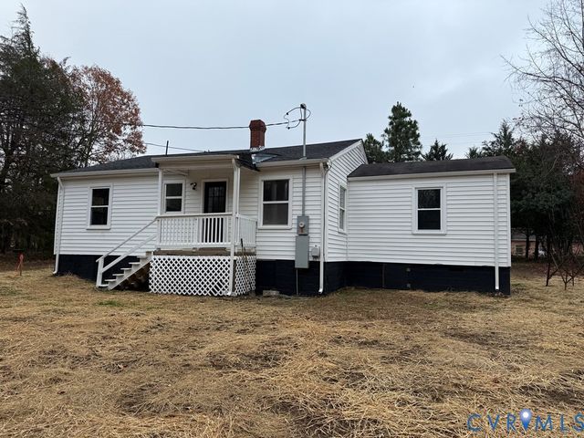 7945 Abilene Rd, Farmville, VA 23901