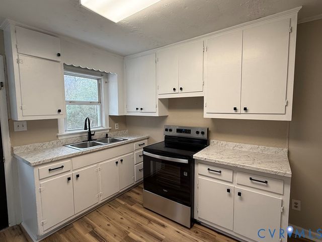 7945 Abilene Rd, Farmville, VA 23901