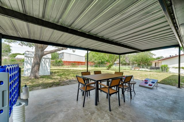 4806 Castle Brg, San Antonio, TX 78218