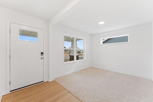 8571 Farmstead Avenue NE, Monticello, MN 55376