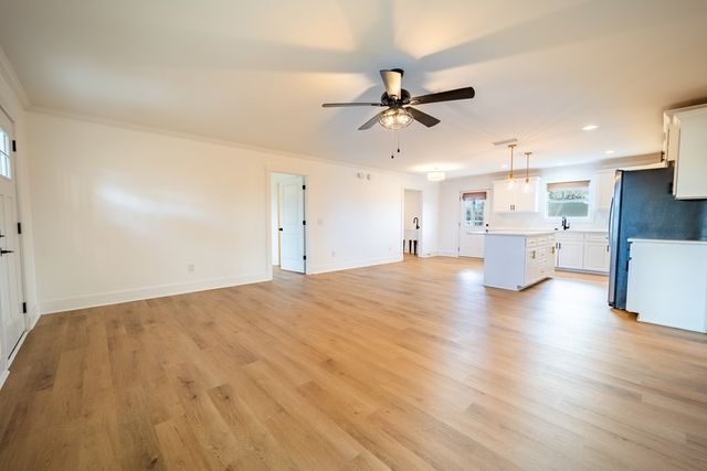 185 J Saunders Rd, Slocomb, AL 36375