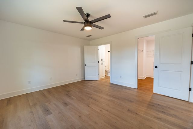 185 J Saunders Rd, Slocomb, AL 36375