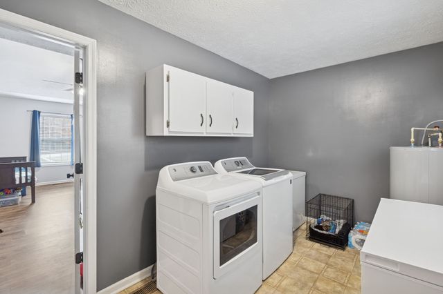 1904 Buffalo Rd, Hohenwald, TN 38462