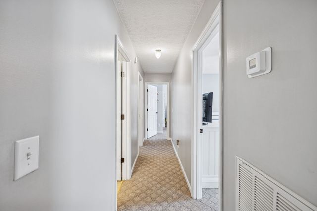 1904 Buffalo Rd, Hohenwald, TN 38462