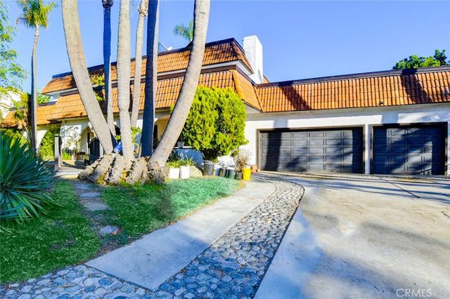 19110 La Pradera, Yorba Linda, CA 92886