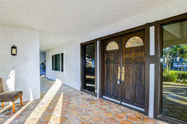 19110 La Pradera, Yorba Linda, CA 92886