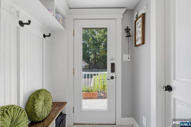 47 Gionti Place, North Haledon, NJ 07508