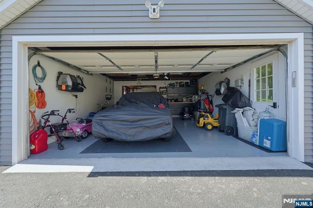 47 Gionti Place, North Haledon, NJ 07508