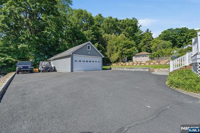 47 Gionti Place, North Haledon, NJ 07508