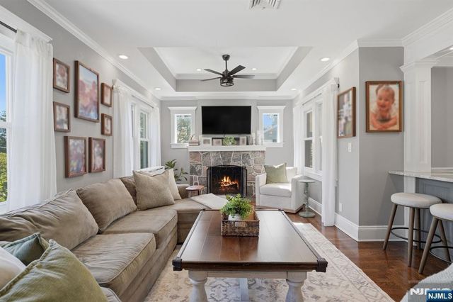47 Gionti Place, North Haledon, NJ 07508