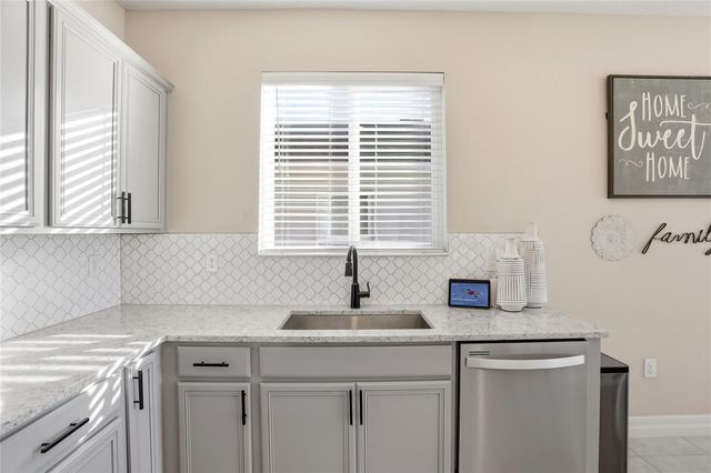 2879 MOSSHIRE CIRCLE, St Cloud, FL 34772