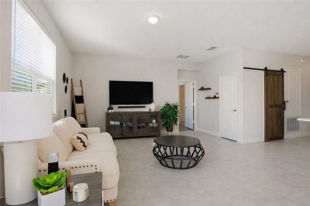 2879 MOSSHIRE CIRCLE, St Cloud, FL 34772