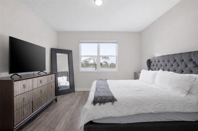 2879 MOSSHIRE CIRCLE, St Cloud, FL 34772