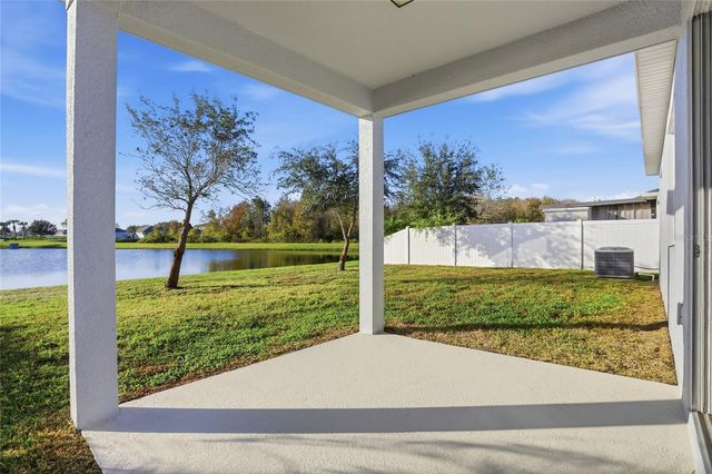 2879 MOSSHIRE CIRCLE, St Cloud, FL 34772