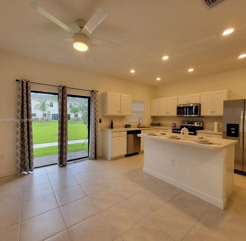 1137 SW 6th Ct 1137, Florida City, FL 33034