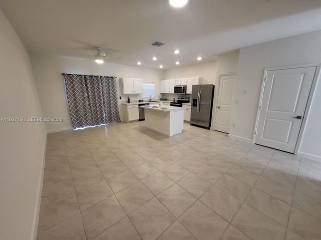 1137 SW 6th Ct 1137, Florida City, FL 33034