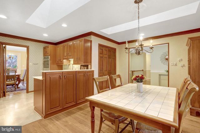 6804 CROSSMAN ST, Annandale, VA 22003