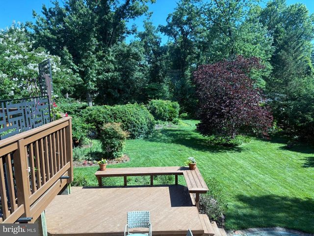 6804 CROSSMAN ST, Annandale, VA 22003