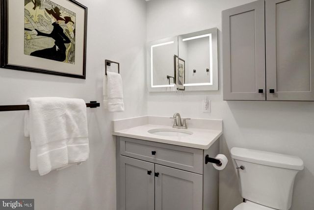 6804 CROSSMAN ST, Annandale, VA 22003