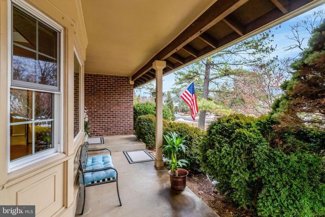 6804 CROSSMAN ST, Annandale, VA 22003