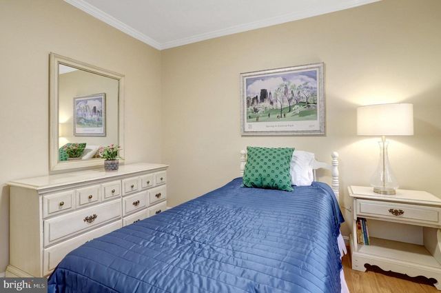 6804 CROSSMAN ST, Annandale, VA 22003