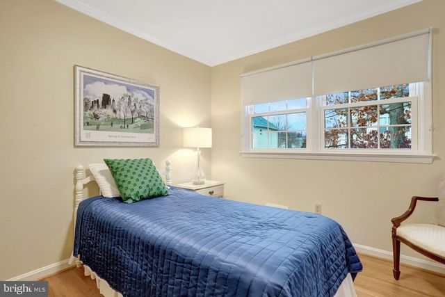 6804 CROSSMAN ST, Annandale, VA 22003