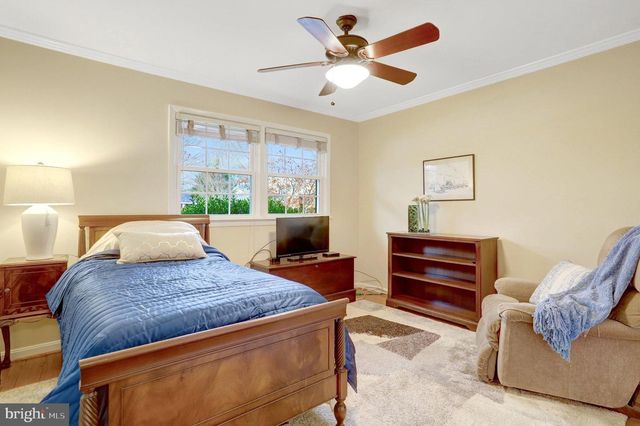 6804 CROSSMAN ST, Annandale, VA 22003