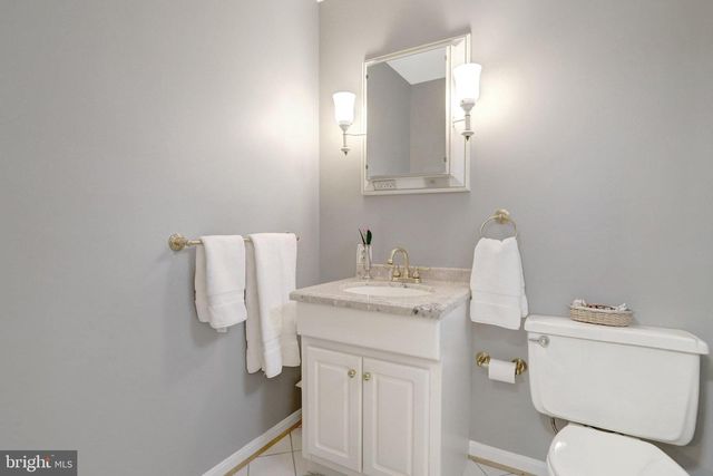 6804 CROSSMAN ST, Annandale, VA 22003