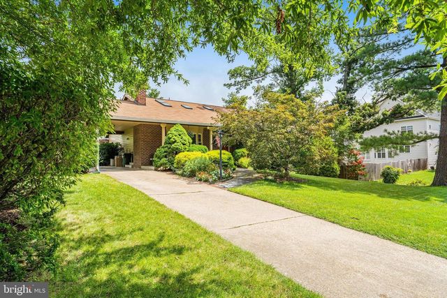 6804 CROSSMAN ST, Annandale, VA 22003