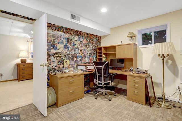 6804 CROSSMAN ST, Annandale, VA 22003