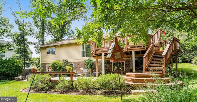 6804 CROSSMAN ST, Annandale, VA 22003