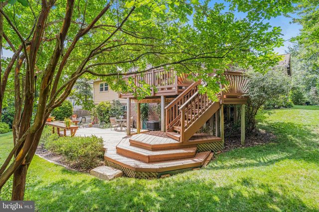 6804 CROSSMAN ST, Annandale, VA 22003