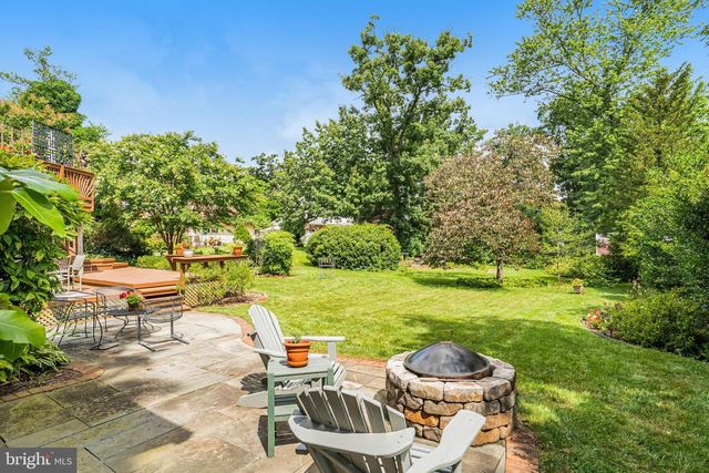 6804 CROSSMAN ST, Annandale, VA 22003