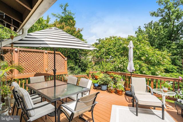 6804 CROSSMAN ST, Annandale, VA 22003