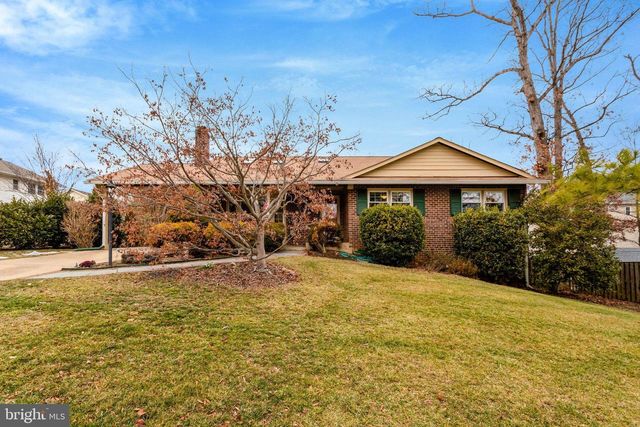 6804 CROSSMAN ST, Annandale, VA 22003