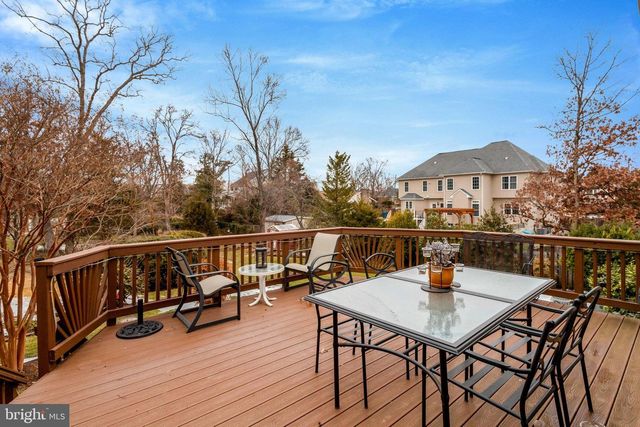 6804 CROSSMAN ST, Annandale, VA 22003